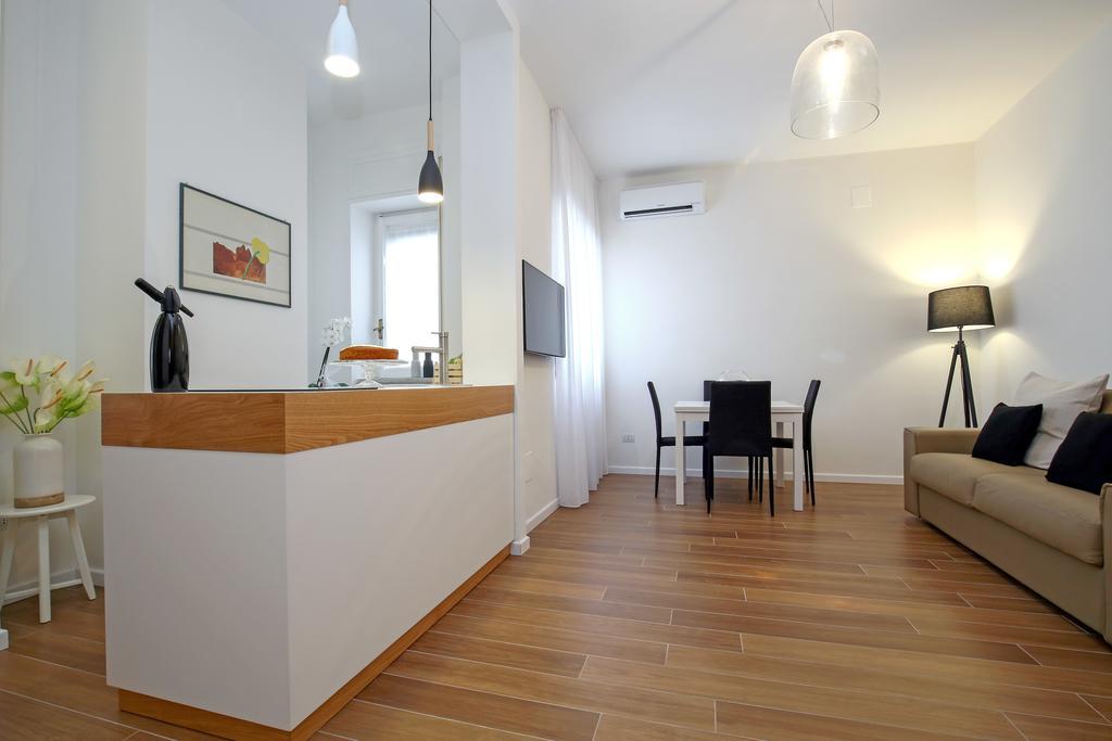 Starhost - Golden Apartments Salerno Exterior foto